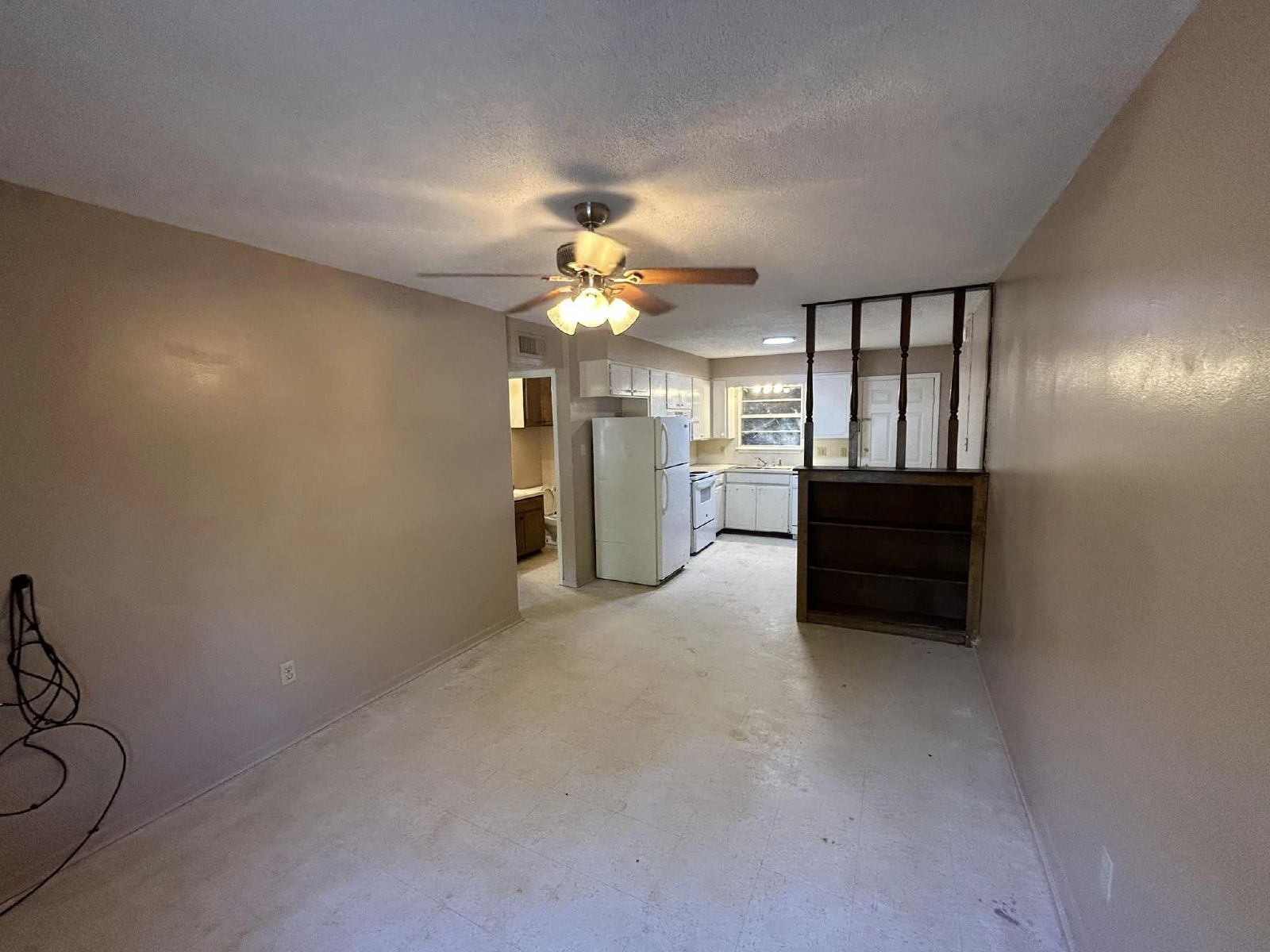 920 Shady Wood Lane - 1 property image