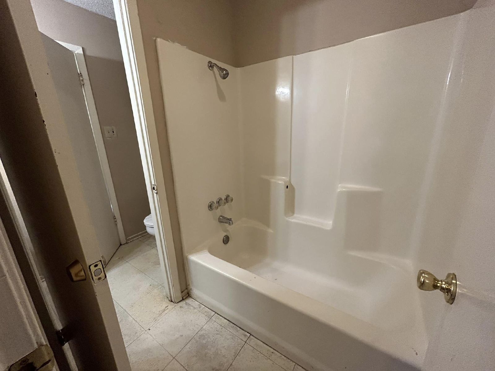 920 Shady Wood Lane - 1 property image