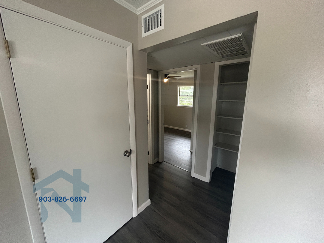 Water Oak 302 Houston Street - 7 property image