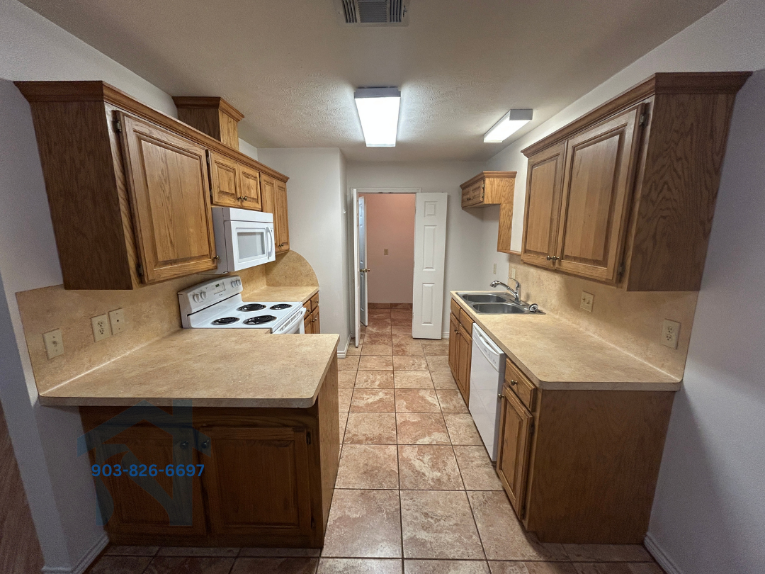 799 Houston Street - A property image