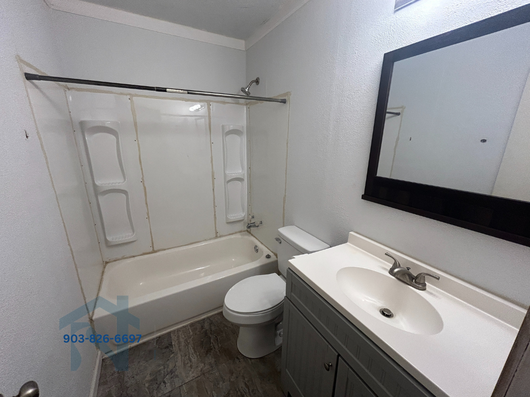 Water Oak 302 Houston Street - 6 property image